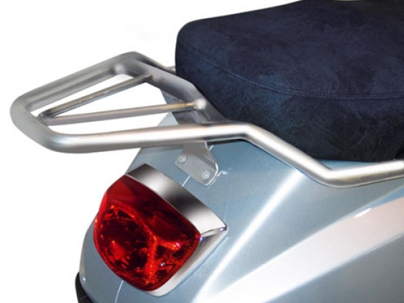 GIVI Monokey SR Portapacchi Piaggio Vespa-S 50 / 125 (2007-) LX 50 / 125 / 150 (2004-)